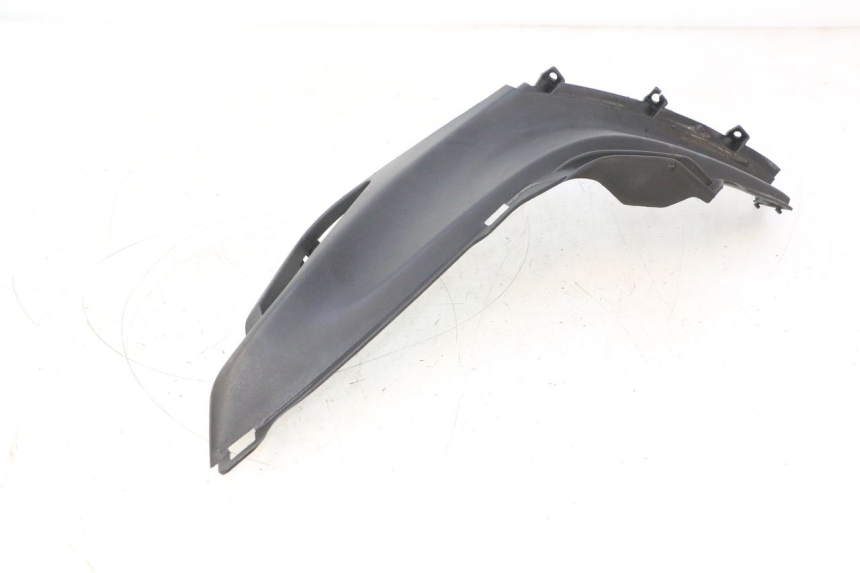 photo de LEFT UNDERSEAT PANEL PIAGGIO LIBERTY IGET 4T 50 (2015 - 2020) - Surface and material condition