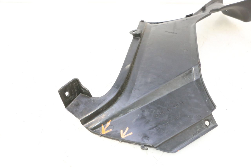 photo de LEFT UNDERSEAT PANEL KYMCO MXU R 250 (2004 - 2010) - Fixing points details