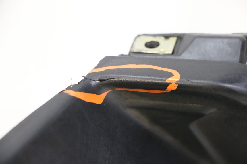 photo de LEFT UNDERSEAT PANEL SYM ORBIT III 3 4T 50 (2021 - 2025) - Technical close-up