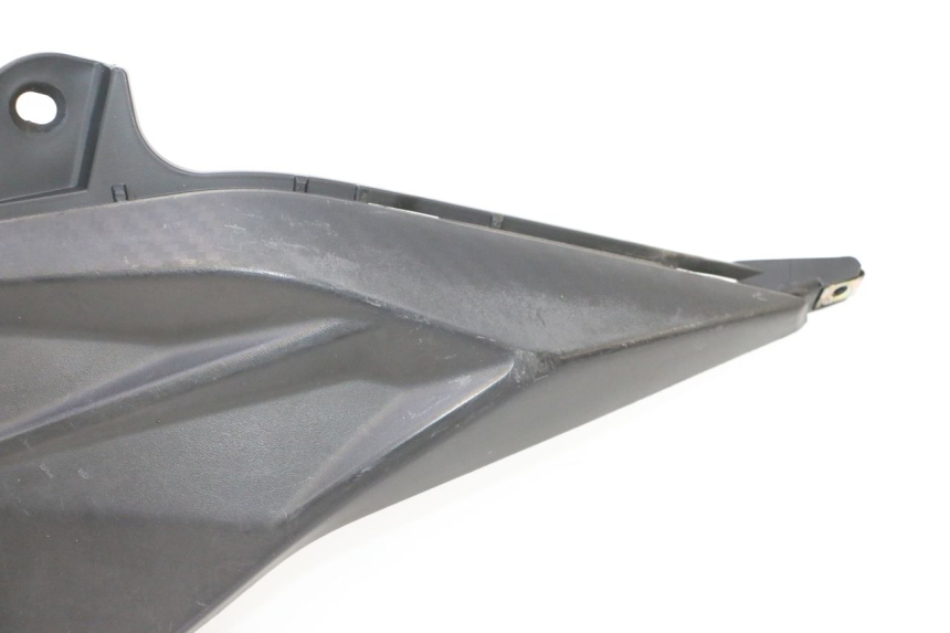photo de LEFT UNDERSEAT COVER SYM ORBIT III 3 4T 50 (2018 - 2021) - Distinctive features