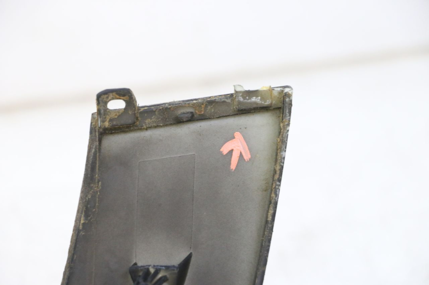 photo de LEFT UNDERSEAT PANEL PEUGEOT SPEEDFIGHT 3 LC 2T 50 (2009 - 2015) - Alternative perspective