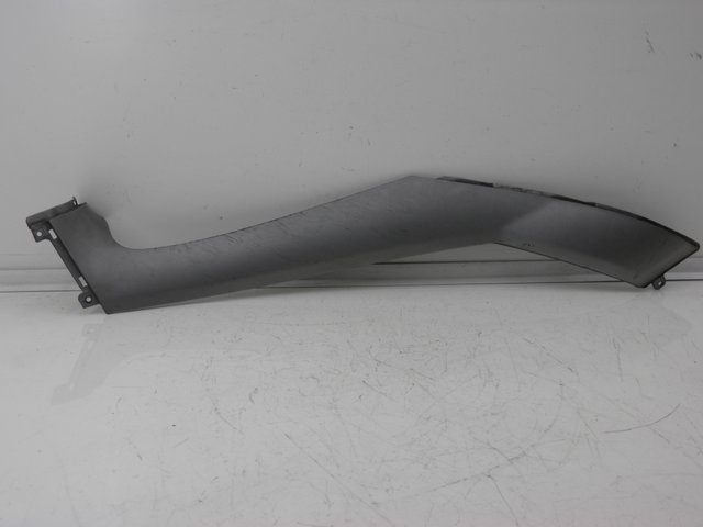 photo de LEFT UNDERSEAT PANEL PIAGGIO MP3 125 (2006 - 2014) - Main view