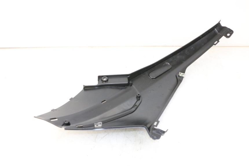 photo de LEFT UNDERSEAT PANEL PIAGGIO NRG POWER PUREJET 50 (2018 - 2021) - Component detail