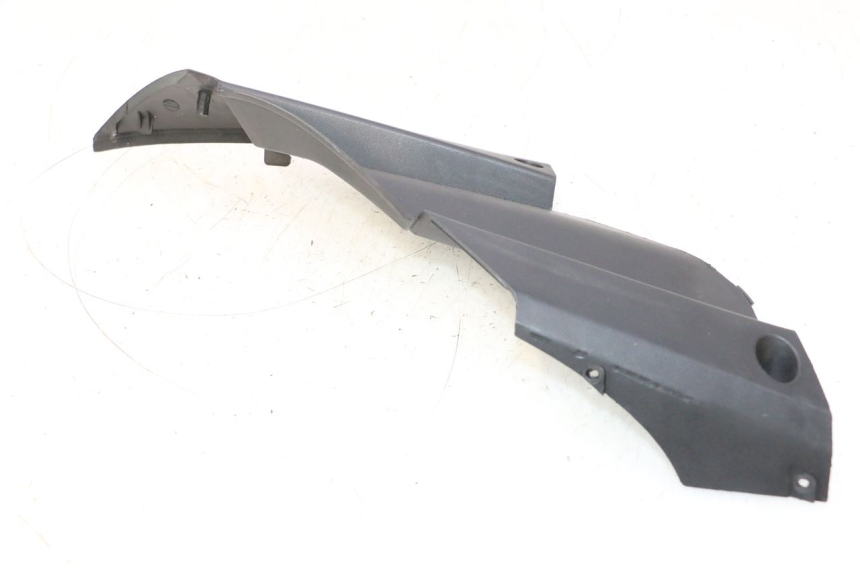 photo de LEFT UNDERSEAT PANEL RAZZO QTR 50 (2011 - 2018) - Product overview