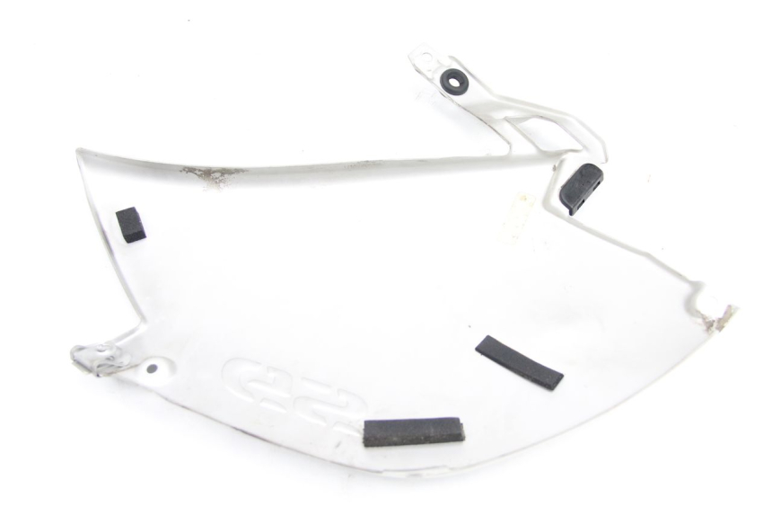 photo de LEFT UNDERSEAT PANEL BMW R GS 1200 (2005 - 2007) - Alternative perspective