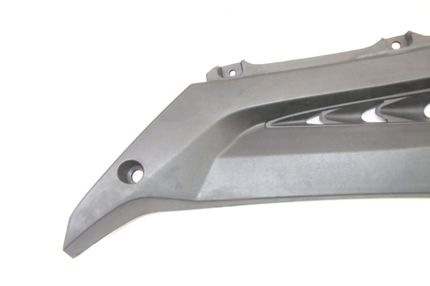 photo de LEFT UNDERSEAT PANEL MAG POWER R-STREET 50 (2016 - 2025) - Component detail