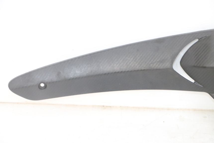 photo de LEFT UNDERSEAT PANEL GILERA RUNNER SL 50 (2006 - 2009) - Fixing points details