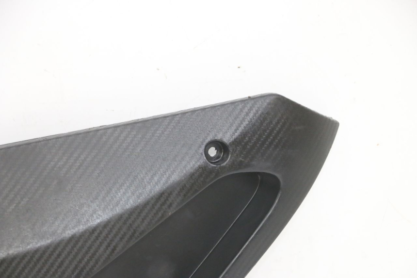 photo de LEFT UNDERSEAT PANEL GILERA RUNNER SL 50 (2006 - 2009) - Surface and material condition