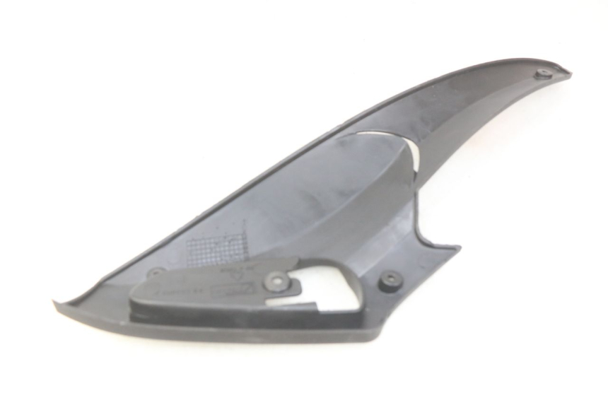 photo de LEFT UNDERSEAT COVER GILERA RUNNER SP 50 (2009 - 2017) - Alternative perspective