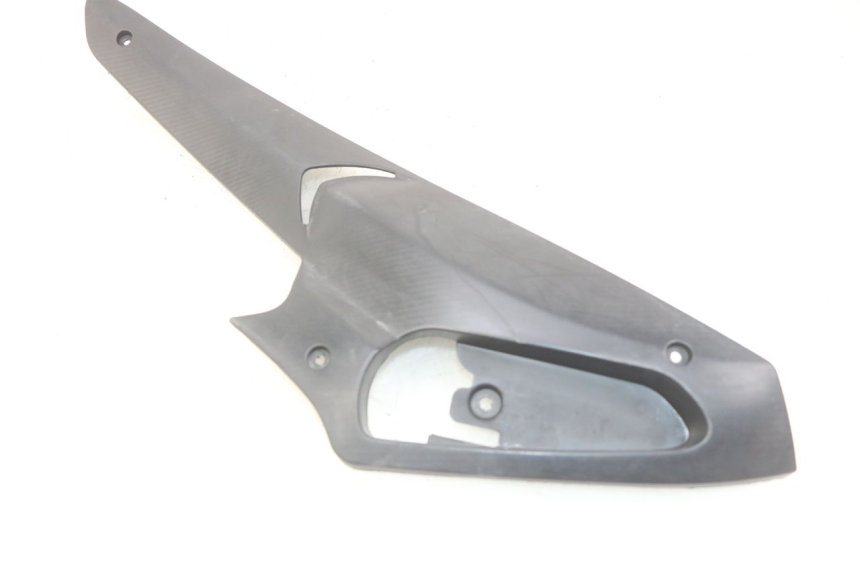 photo de LEFT UNDERSEAT COVER GILERA RUNNER SP 50 (2009 - 2017) - Technical close-up