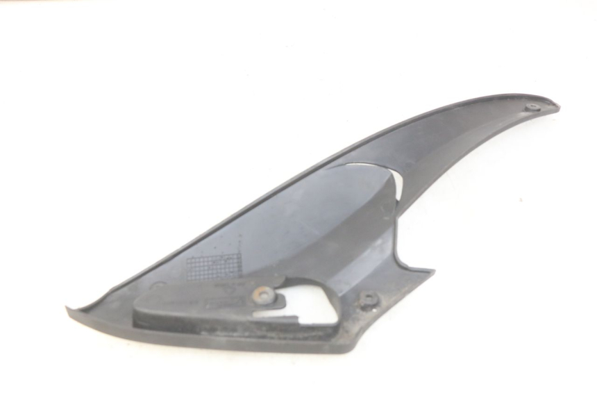 photo de LEFT UNDERSEAT COVER GILERA RUNNER SP 50 (2009 - 2017) - Alternative perspective