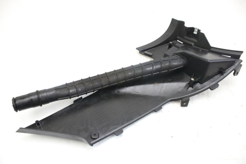 photo de LEFT UNDERSEAT COVER DAELIM S2 FI 125 (2008 - 2017) - Technical close-up