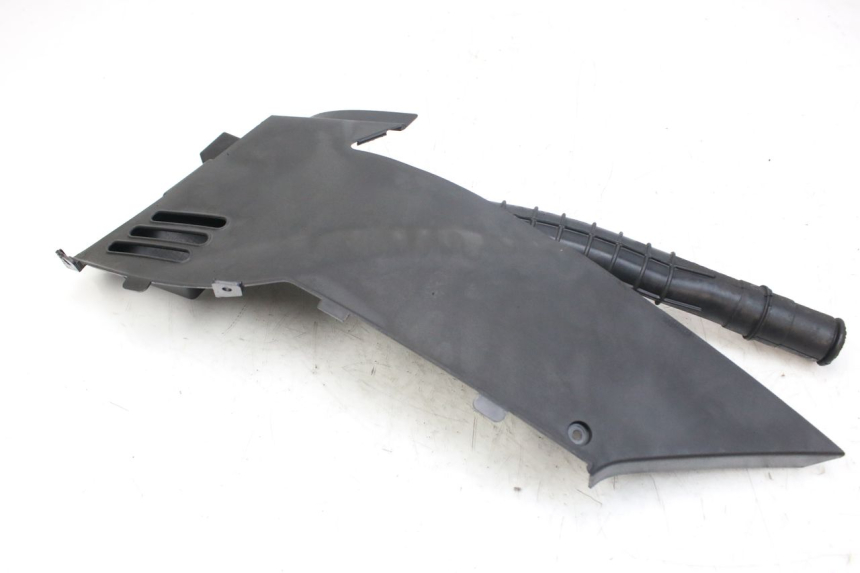 photo de LEFT UNDERSEAT COVER DAELIM S2 FI 125 (2008 - 2017) - Surface and material condition