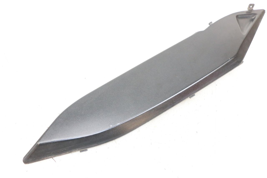 photo de LEFT UNDERSEAT COVER DAELIM S3 125 (2010 - 2017) - Component detail