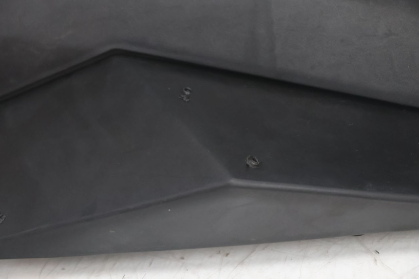 photo de LEFT UNDERSEAT PANEL RIDE SLASH 2T 50 (2012 - 2014) - Zoom on usage condition