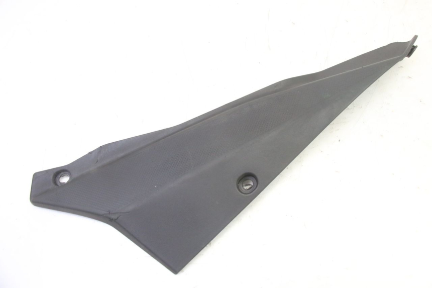 photo de LEFT UNDERSEAT PANEL GILERA SMT SUPERMOTARD 50 (2009 - 2017) - Main view