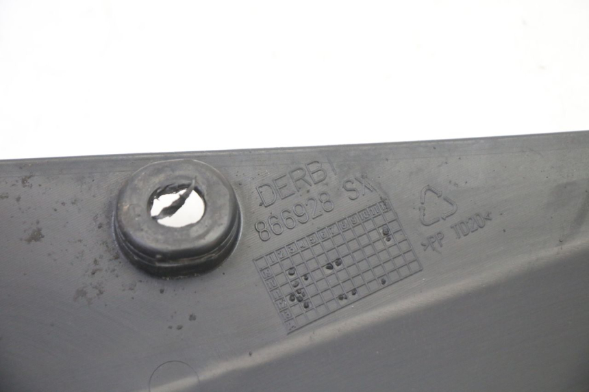 photo de LEFT UNDERSEAT PANEL GILERA SMT SUPERMOTARD 50 (2009 - 2017) - Checked used part