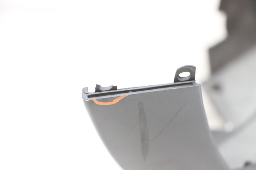 photo de LEFT UNDERSEAT PANEL PEUGEOT SPEEDFIGHT 4 2T 50 (2015 - 2019) - Technical close-up