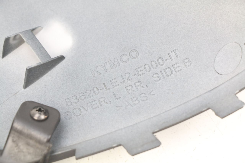 photo de LEFT UNDERSEAT PANEL KYMCO SUPER 8 4T 50 (2018 - 2020) - Component detail
