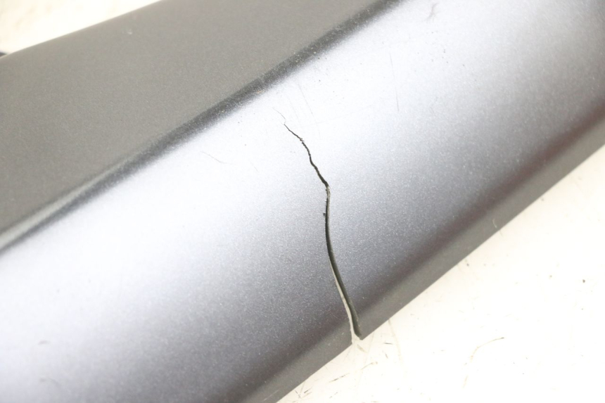 photo de LEFT UNDERSEAT PANEL SUZUKI GSX F GSXF 650 (2007 - 2015) - Component detail