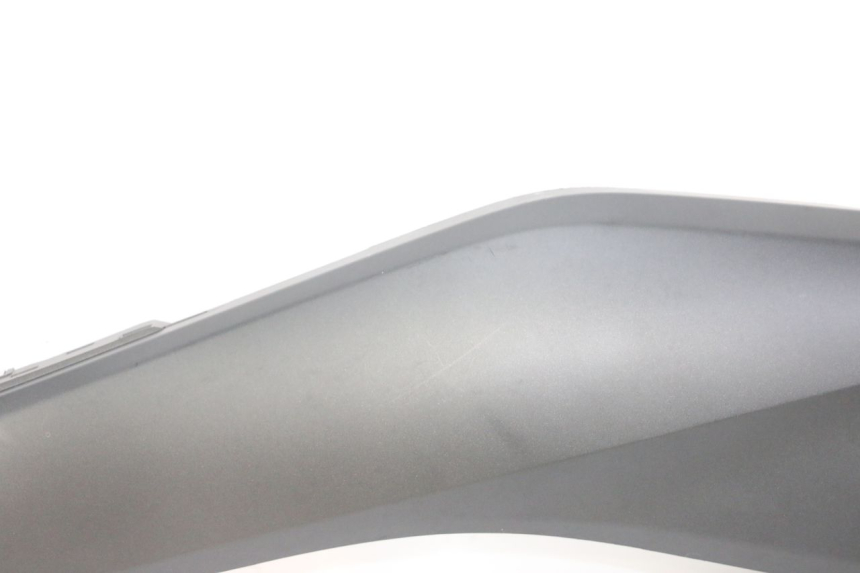 photo de LEFT UNDERSEAT PANEL YAMAHA XMAX X-MAX 125 (2021 - 2025) - Detailed visual inspection