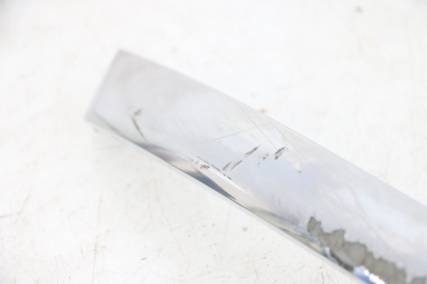 photo de LEFT UNDERSEAT PANEL PIAGGIO X8 125 (2004 - 2007) - Technical close-up