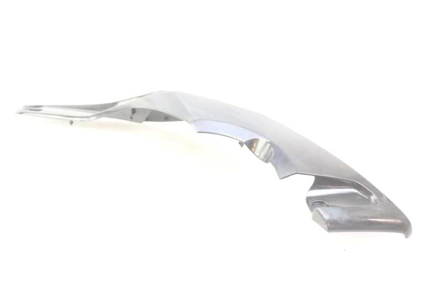 photo de LEFT UNDERSEAT COVER YAMAHA XP T-MAX TMAX ABS 500 (2004 - 2007) - Technical close-up