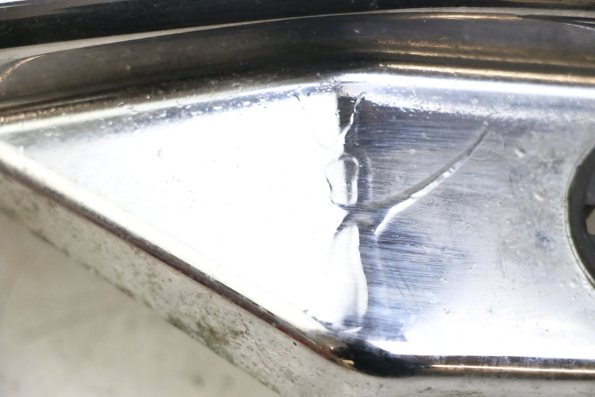 photo de LEFT UNDERSEAT PANEL YAMAHA XVS DRAG STAR DRAGSTAR 650 (1997 - 2007) - Component detail