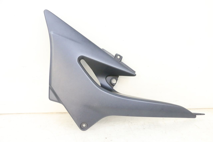 photo de LEFT UNDERSEAT PANEL KAWASAKI ZR 7 750 (1999 - 2004) - Main view