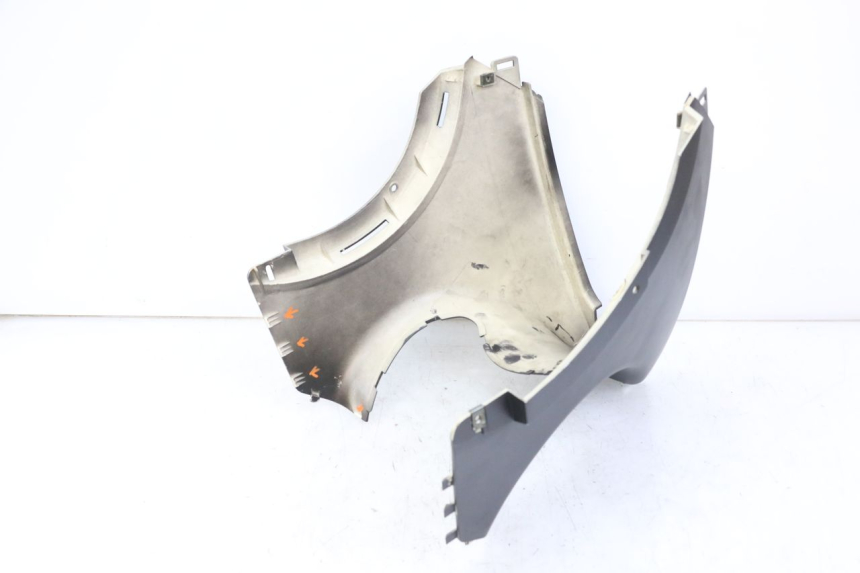 photo de UNDERSEAT PANEL JM MOTORS VX 125 (2022 - 2025) - Zoom on usage condition