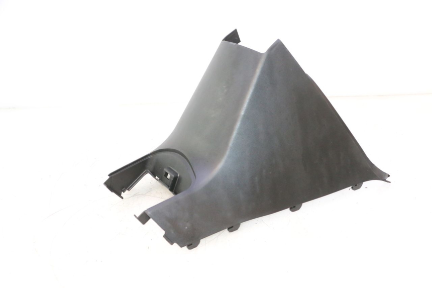 photo de UNDERSEAT COVER RIDE KALLIO 50 (2010 - 2019) - Technical close-up