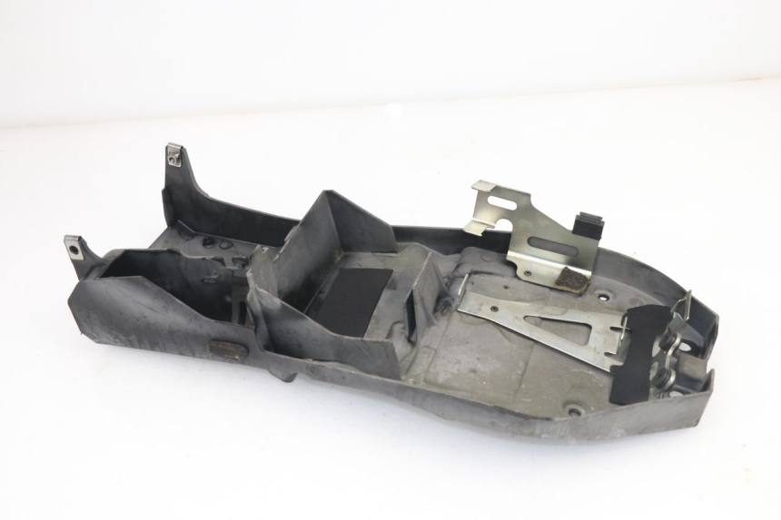 photo de UNDERSEAT COVER KAWASAKI Z 750 (2007 - 2013) - Main view
