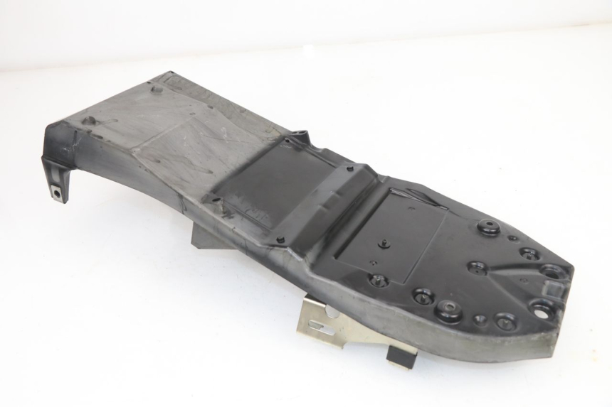 photo de UNDERSEAT COVER KAWASAKI Z 750 (2007 - 2013) - Component detail