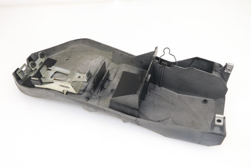 photo de UNDERSEAT COVER KAWASAKI Z 750 (2007 - 2013) - Product overview
