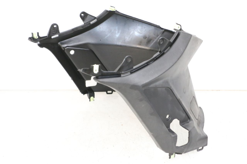 photo de UNDERSEAT COVER PEUGEOT KISBEE 4T 50 (2018 - 2022) - Fixing points details