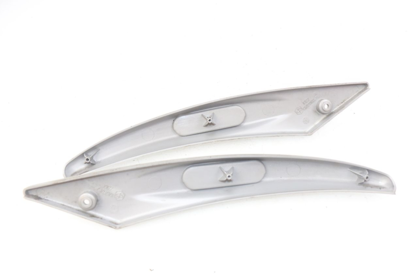 photo de UNDERSEAT COVER PIAGGIO LIBERTY 4T 50 (2004 - 2008) - Zoom on usage condition