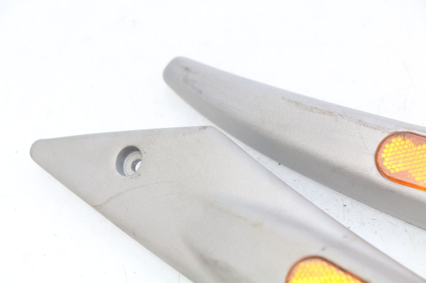 photo de UNDERSEAT COVER PIAGGIO LIBERTY 4T 50 (2004 - 2008) - Technical close-up