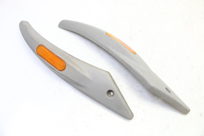 photo de UNDERSEAT COVER PIAGGIO LIBERTY 4T 50 (2009 - 2015) - Zoom on usage condition