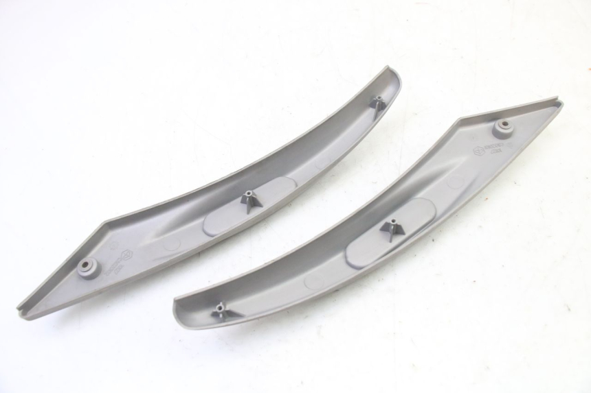 photo de UNDERSEAT COVER PIAGGIO LIBERTY 4T 50 (2009 - 2015) - Technical close-up