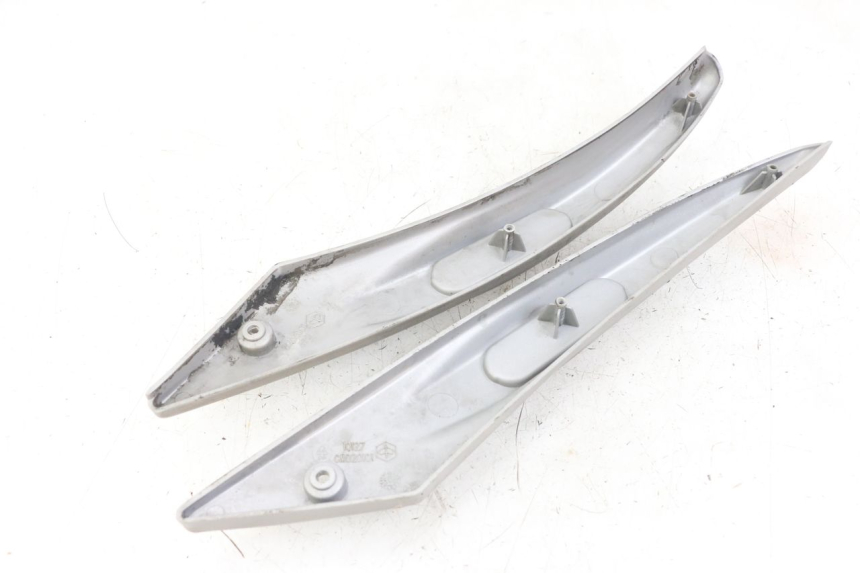 photo de UNDERSEAT COVER PIAGGIO LIBERTY 125 (2009 - 2013) - Component detail