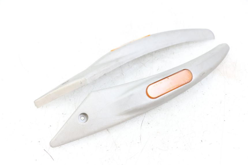 photo de UNDERSEAT COVER PIAGGIO LIBERTY 125 (2009 - 2013) - Zoom on usage condition