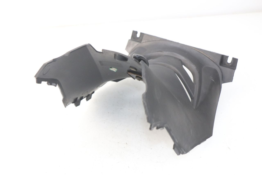 photo de UNDERSEAT PANEL SYM ORBIT 2 4T 50 (2008 - 2017) - Technical close-up