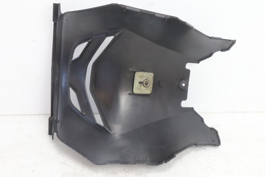 photo de UNDERSEAT PANEL SYM ORBIT 2 4T 50 (2008 - 2017) - Zoom on usage condition