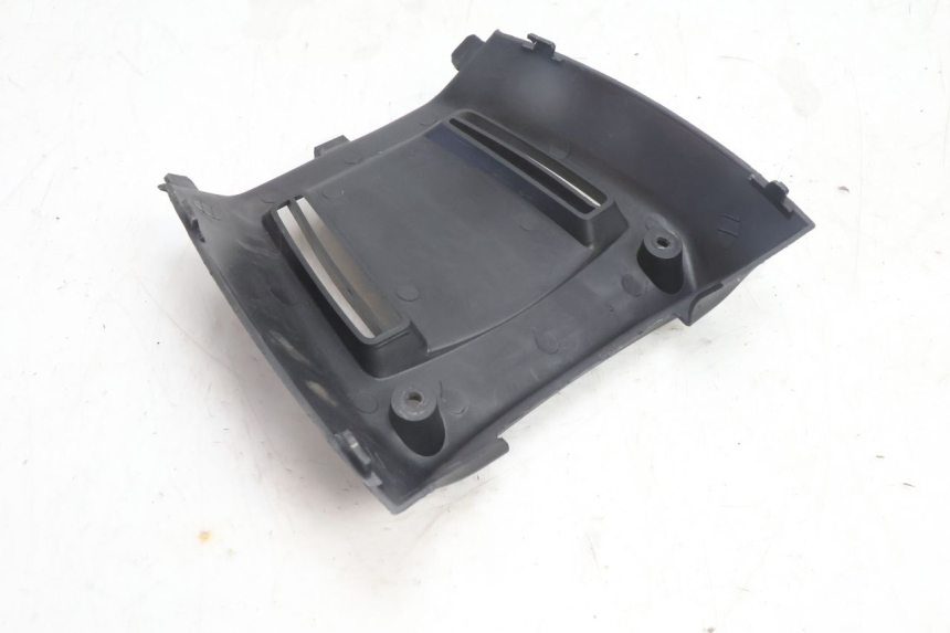 photo de UNDERSEAT PANEL DAELIM S2 125 (2006 - 2007) - Zoom on usage condition