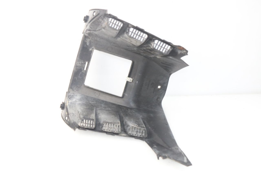 photo de UNDERSEAT PANEL PEUGEOT SC 50 (1988 - 1992) - Component detail