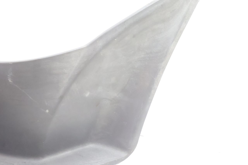 photo de UNDERSEAT PANEL HONDA SH 125 (2001 - 2003) - Technical close-up