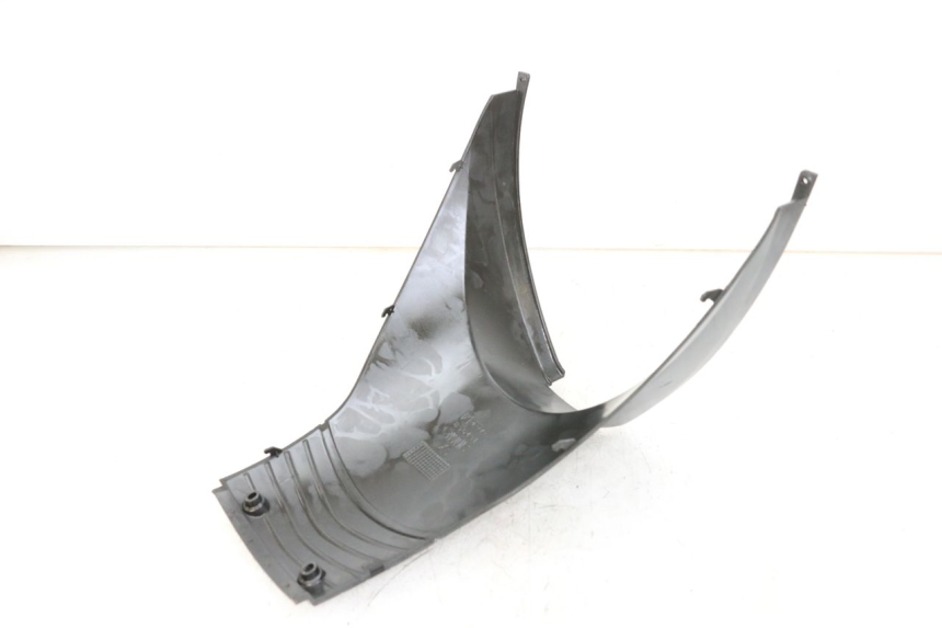 photo de UNDERSEAT PANEL APRILIA SR MOTARD 50 (2012 - 2018) - Zoom on usage condition