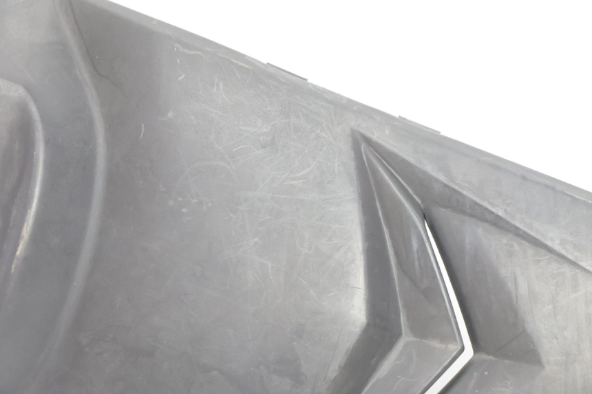 photo de UNDERSEAT PANEL KYMCO SUPER 8 2T 50 (2007 - 2013) - Component detail