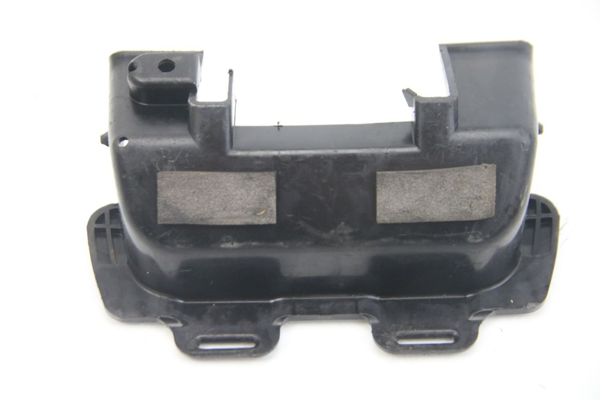 photo de UNDERSEAT PANEL SUZUKI SV S 650 (1999 - 2002) - Alternative perspective