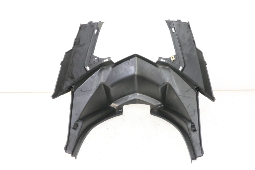 photo de UNDERSEAT COVER SYM JET 14 4T 50 (2018 - 2022) - Zoom on usage condition